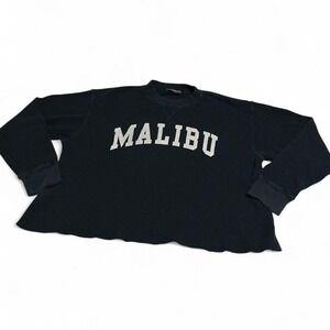 Navy blue Brandy Melville Malibu long sleeve top #BrandyMelville #beachvibe